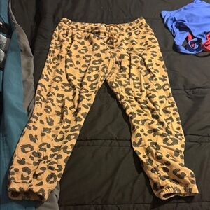 Secret Treasures Tan Leopard Lounge Pants